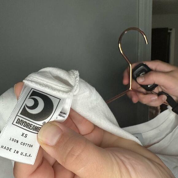 Daydreamer Beach Boys Surf USA Boyfriend Tee Vintage White size Extra Small - Picture 8 of 8